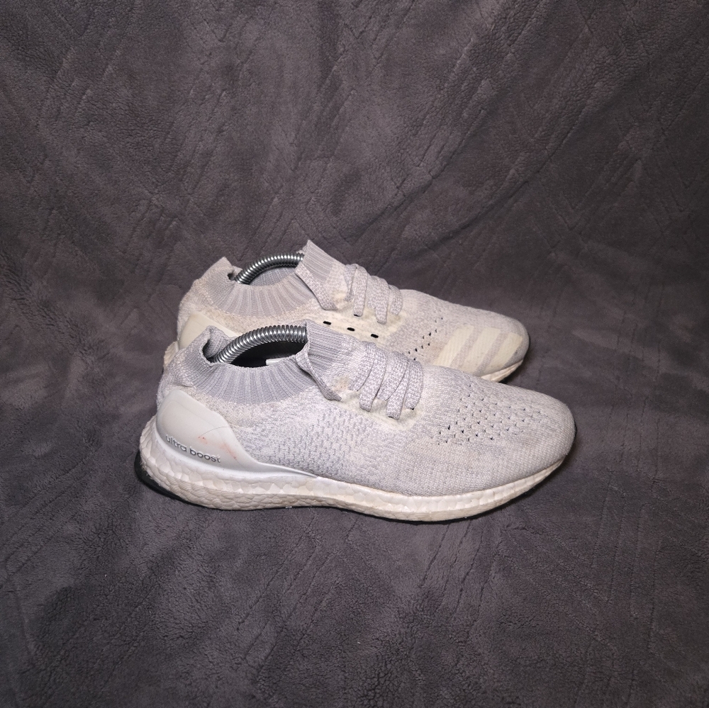 Adidas UltraBoost Uncaged Cloud White Running Shoes Womens Sz 6.5 Trainers.